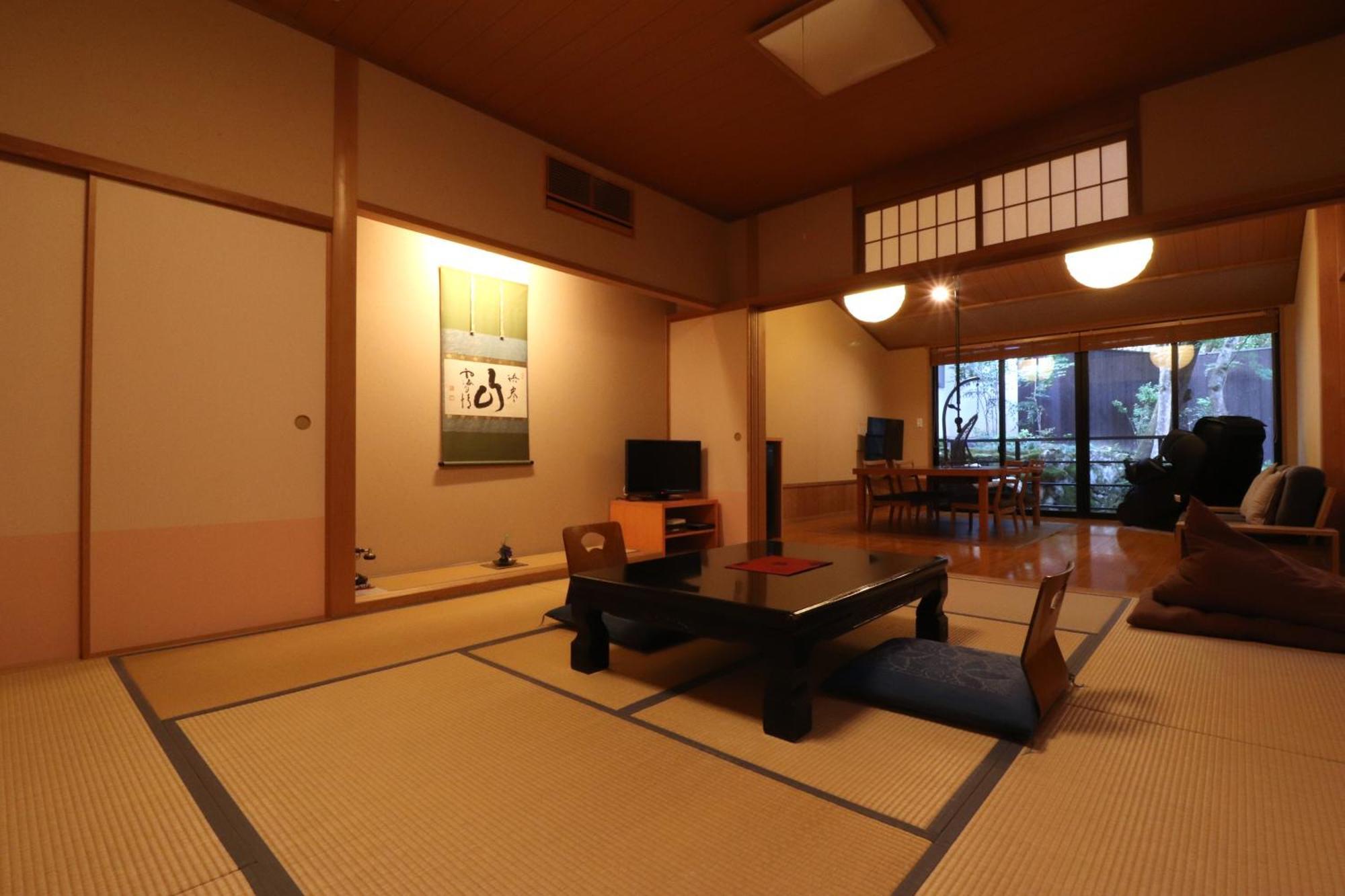 Yumoto Ueyama Ryokan Himeji Extérieur photo